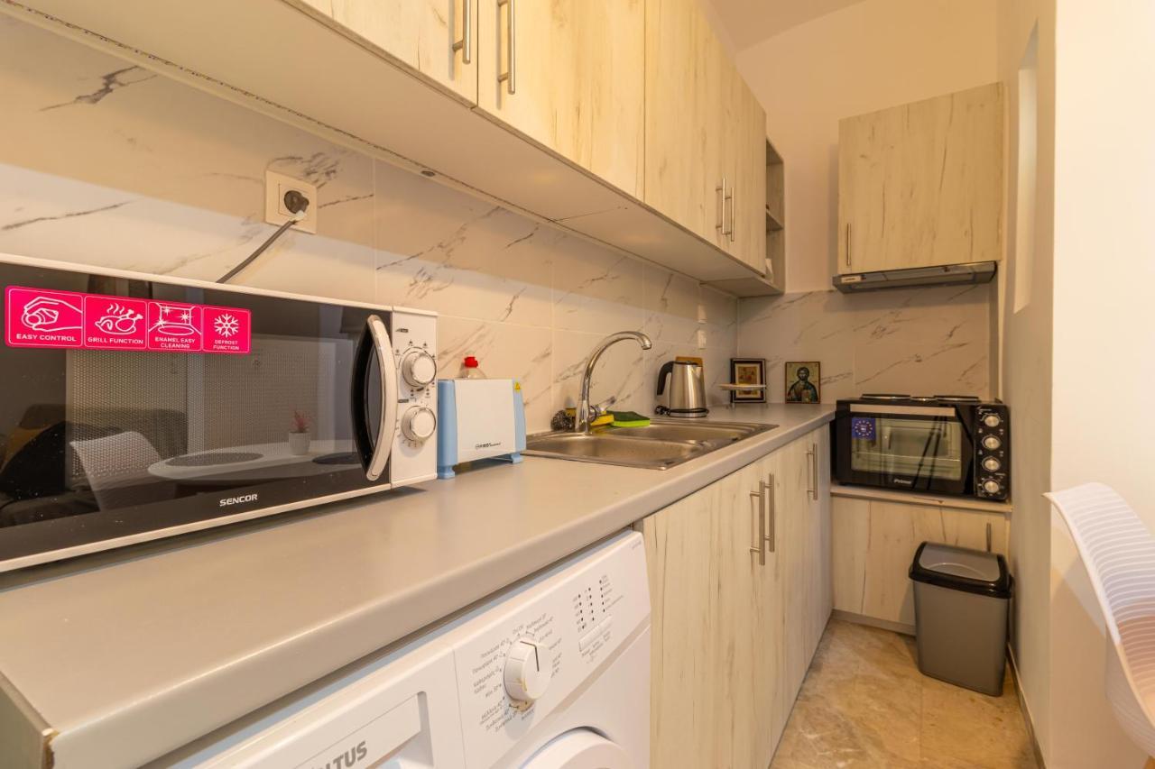 Korinthos Downtown Apartment Esterno foto