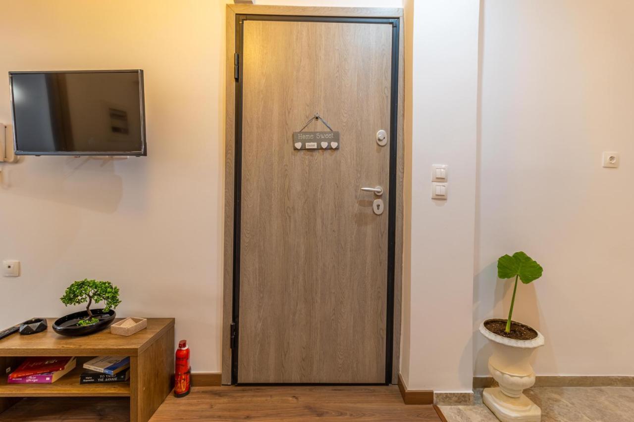 Korinthos Downtown Apartment Esterno foto