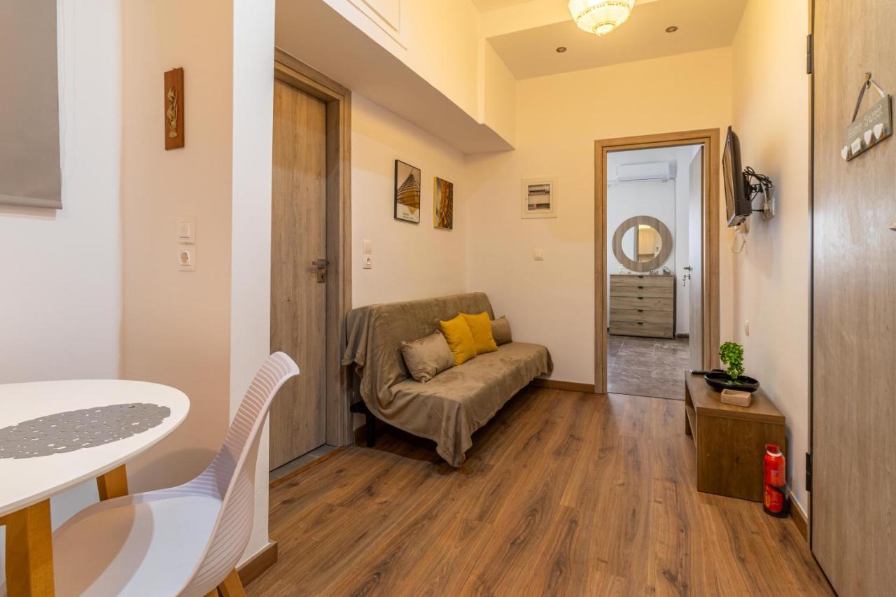 Korinthos Downtown Apartment Esterno foto